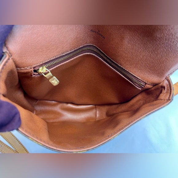 Auth. Louis Vuitton Monogram Chantilly MM Shoulder/Crossbody Bag - Picture 9 of 13